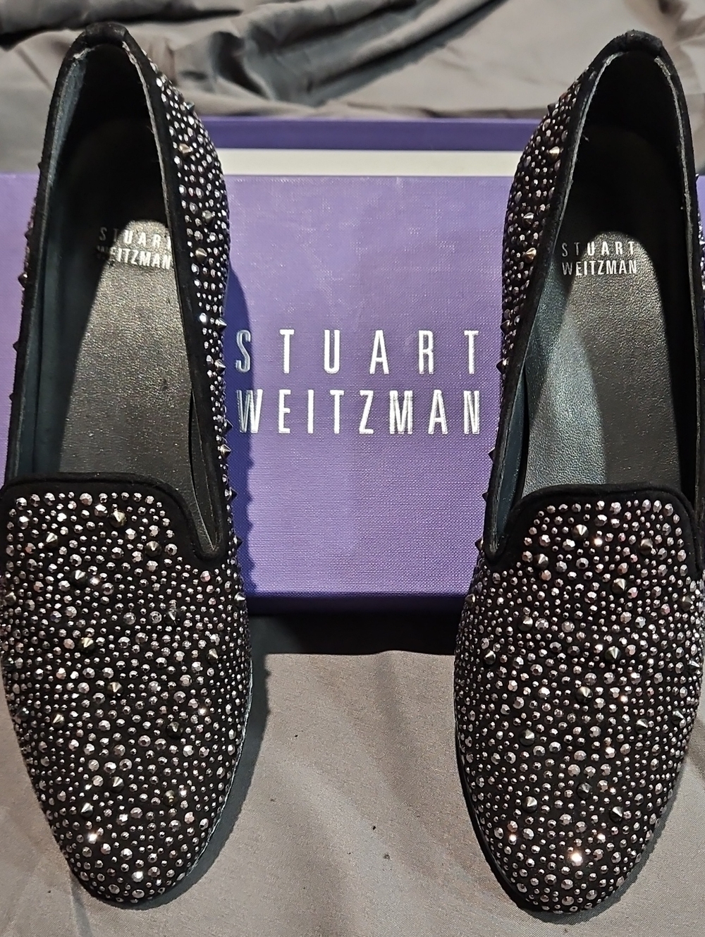 Sz 8.5M - Stuart Weitzman Black Crystal-Studded Velvet Loafers